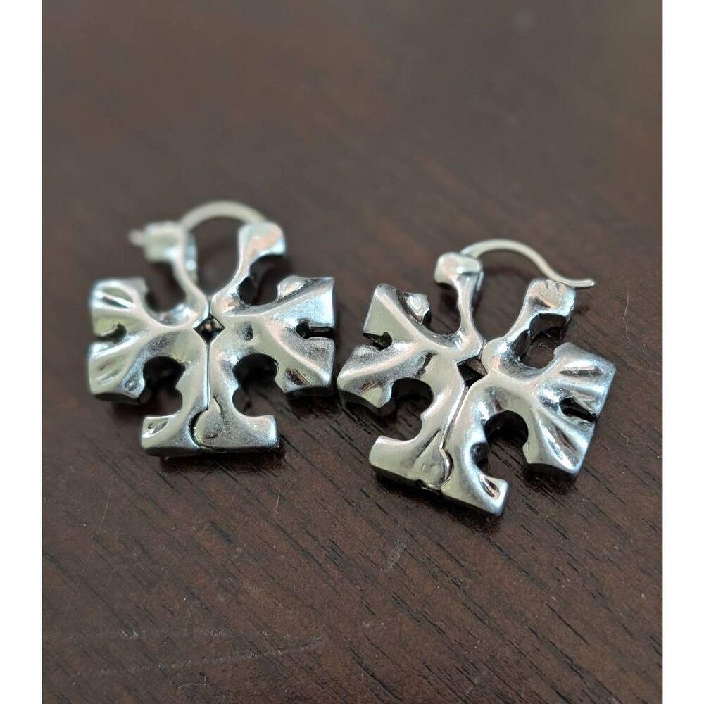 TORY BURCH Roxanne Chunky T Logo Hidden Hinge Earrings